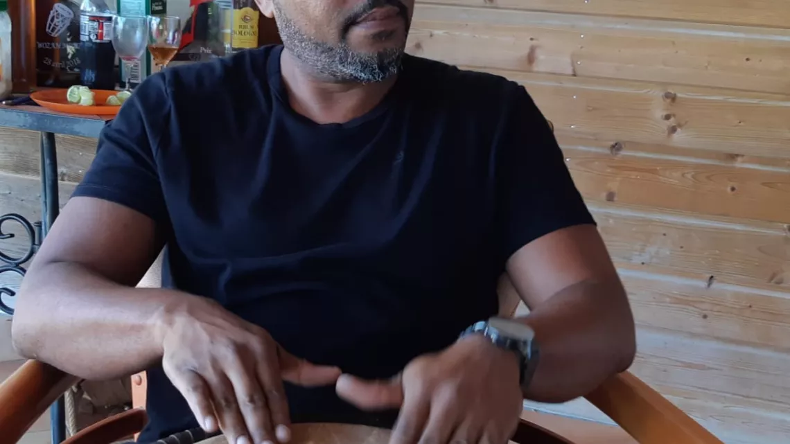 David Datil écoute son du ka