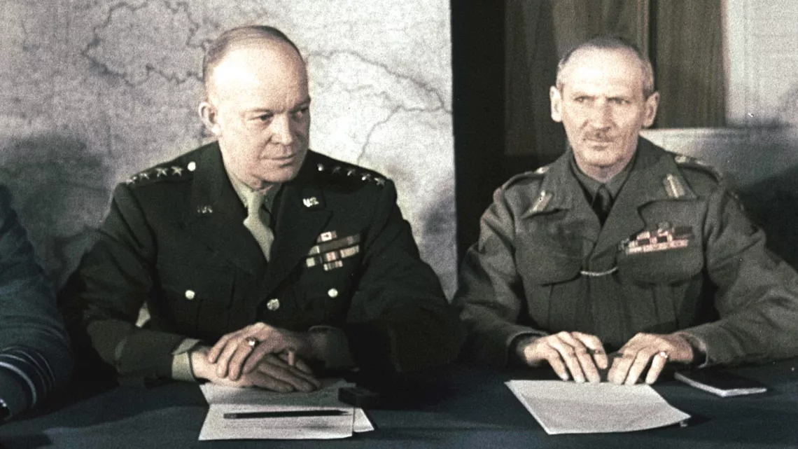 6 JUIN 44, A LA LUMIERE DE L 'AUBE
