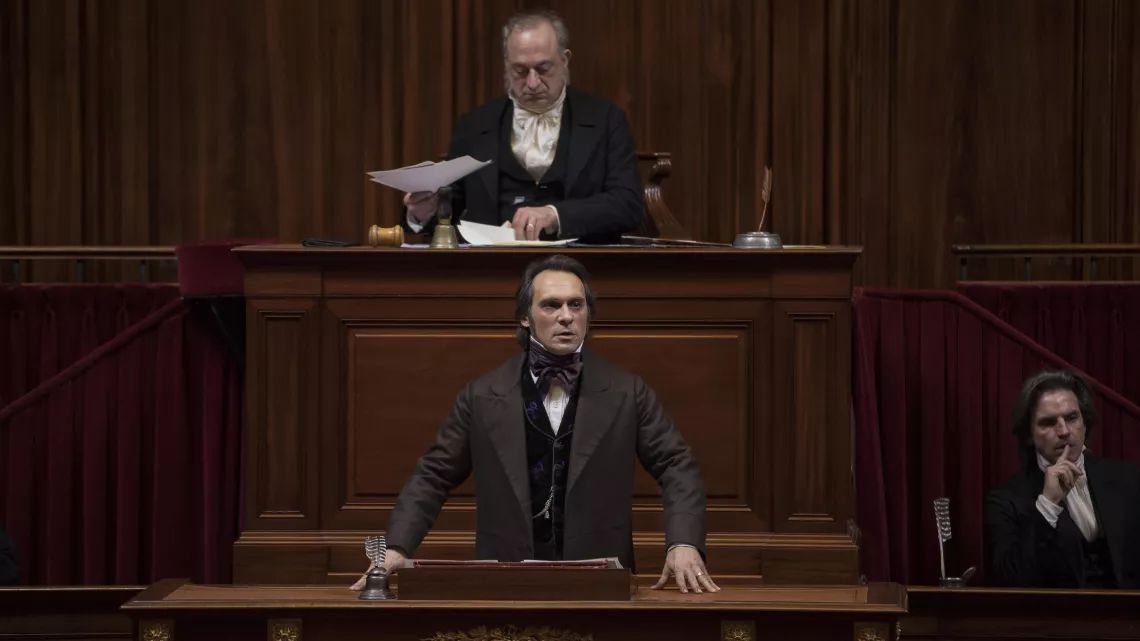 VICTOR HUGO, ENNEMI D'ÉTAT