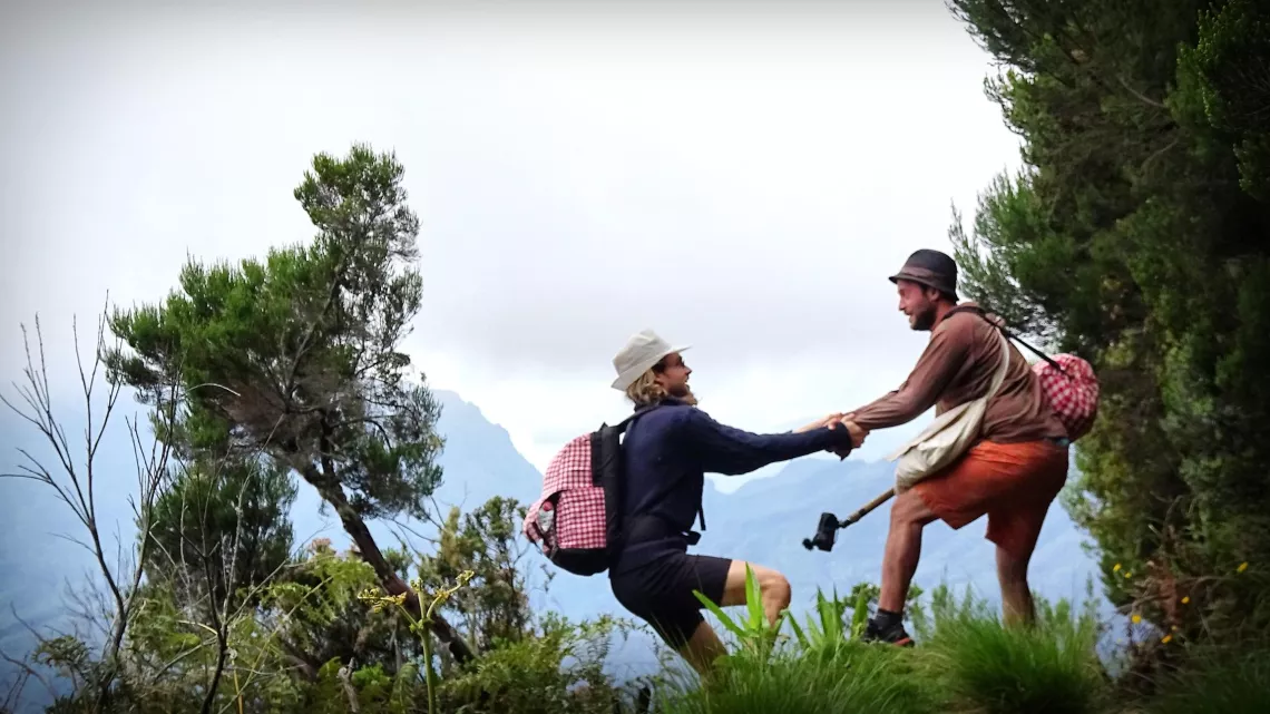 NUS & CULOTTÉS  OBJECTIF LA RÉUNION