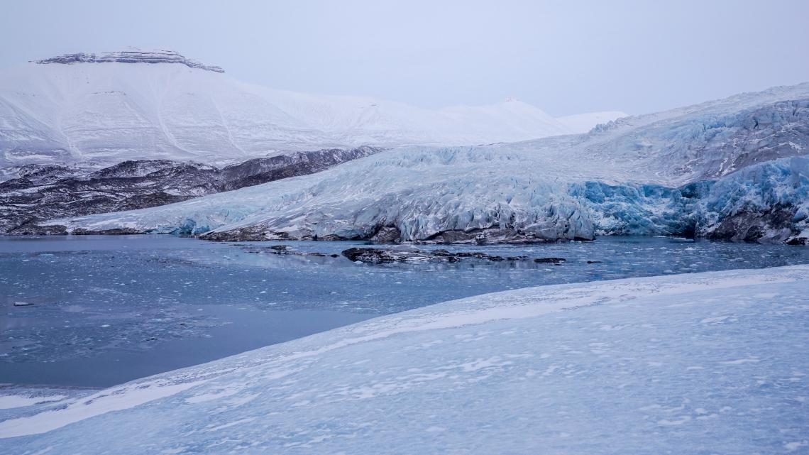 Sur le front des glaciers ©Winterprod