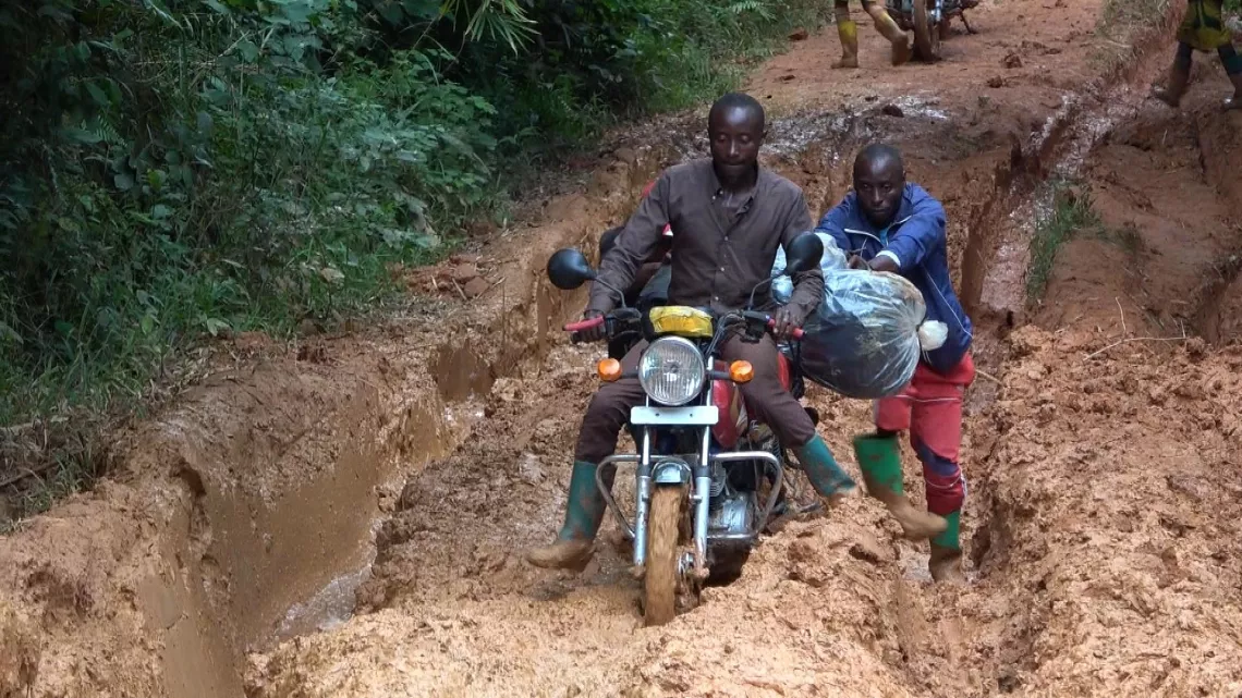 LES ROUTES DE L'IMPOSSIBLE