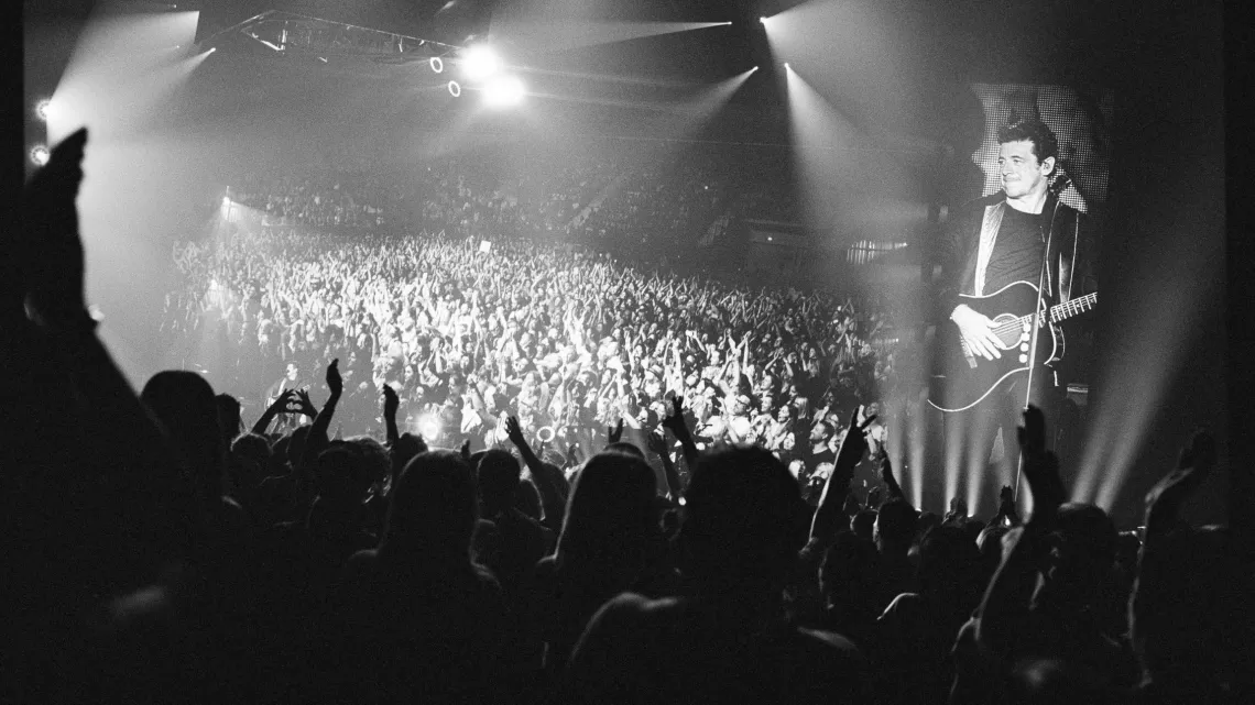  PATRICK BRUEL ENTRE LES LIGNES