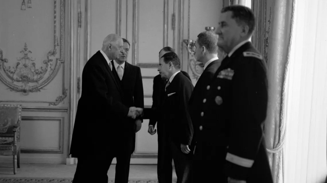 ELYSEE LA SOLITUDE DU POUVOIR