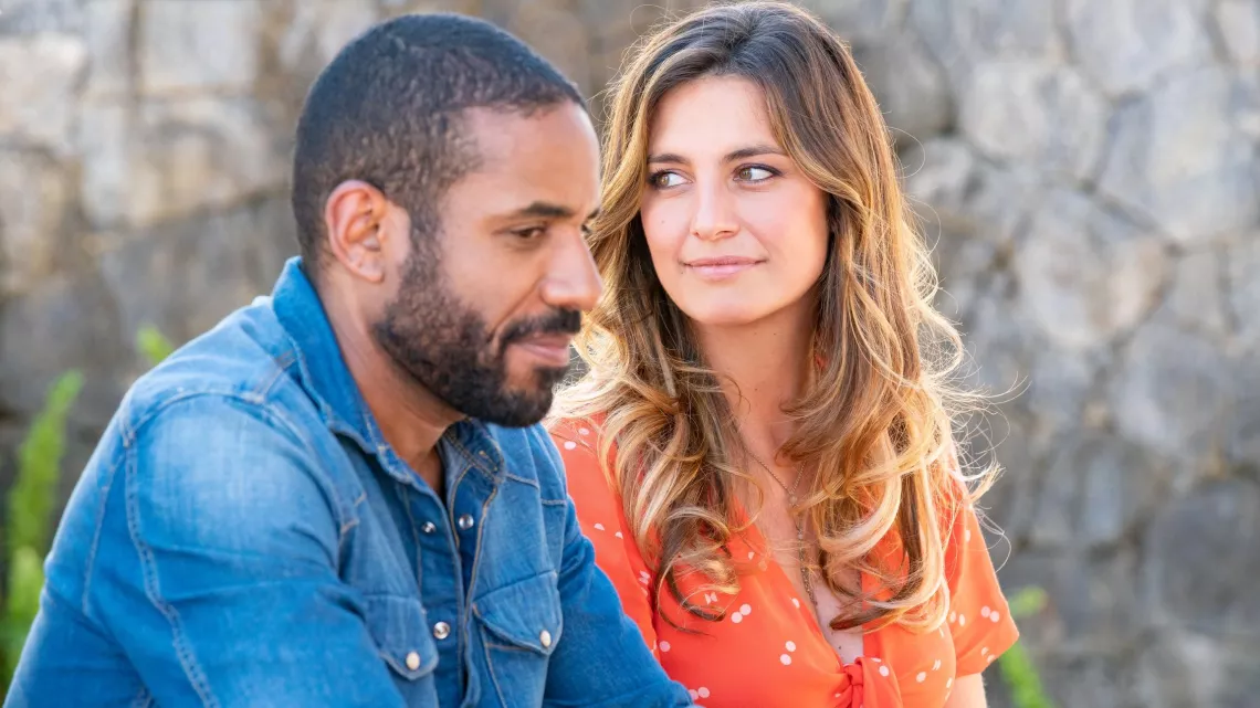 REUNIONS S01