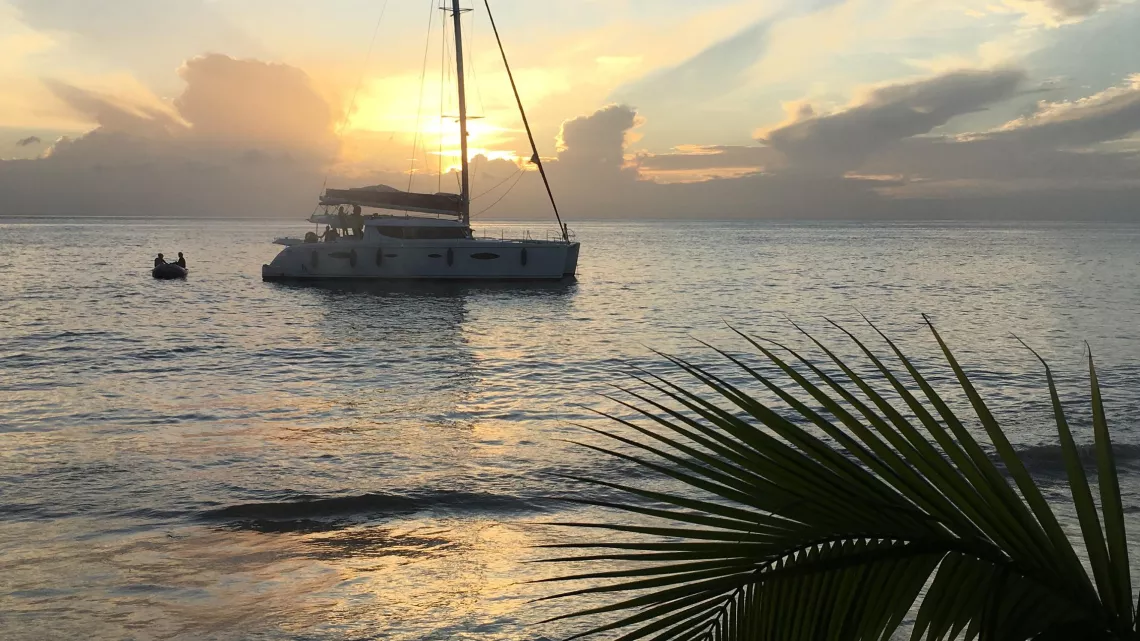 MARTINIQUE ET DOMINIQUE, DES EDENS SECRETS