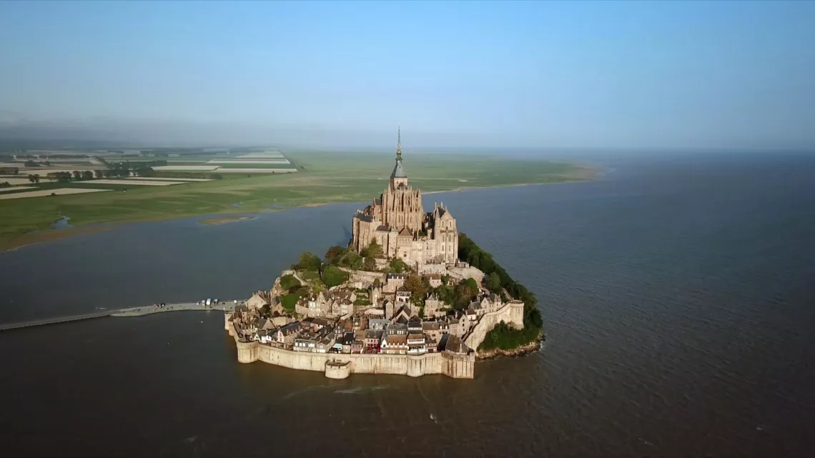 LES 100 LIEUX QU'IL FAUT VOIR