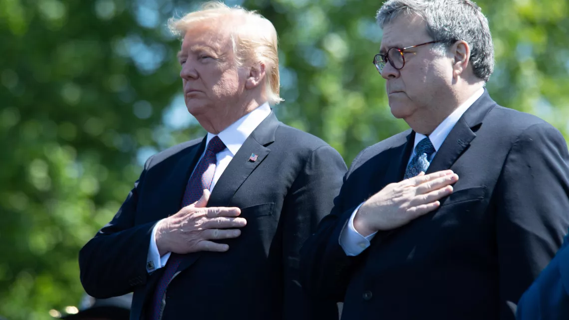 TRUMP FACE AU FBI
