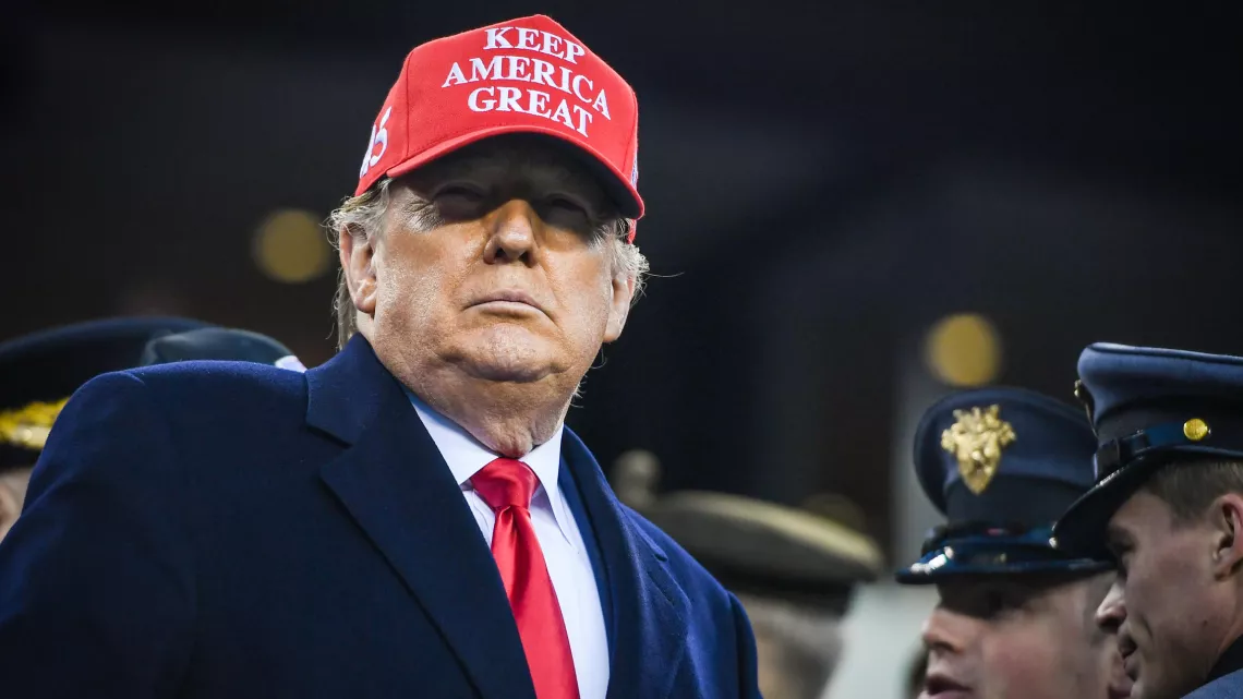 TRUMP FACE AU FBI