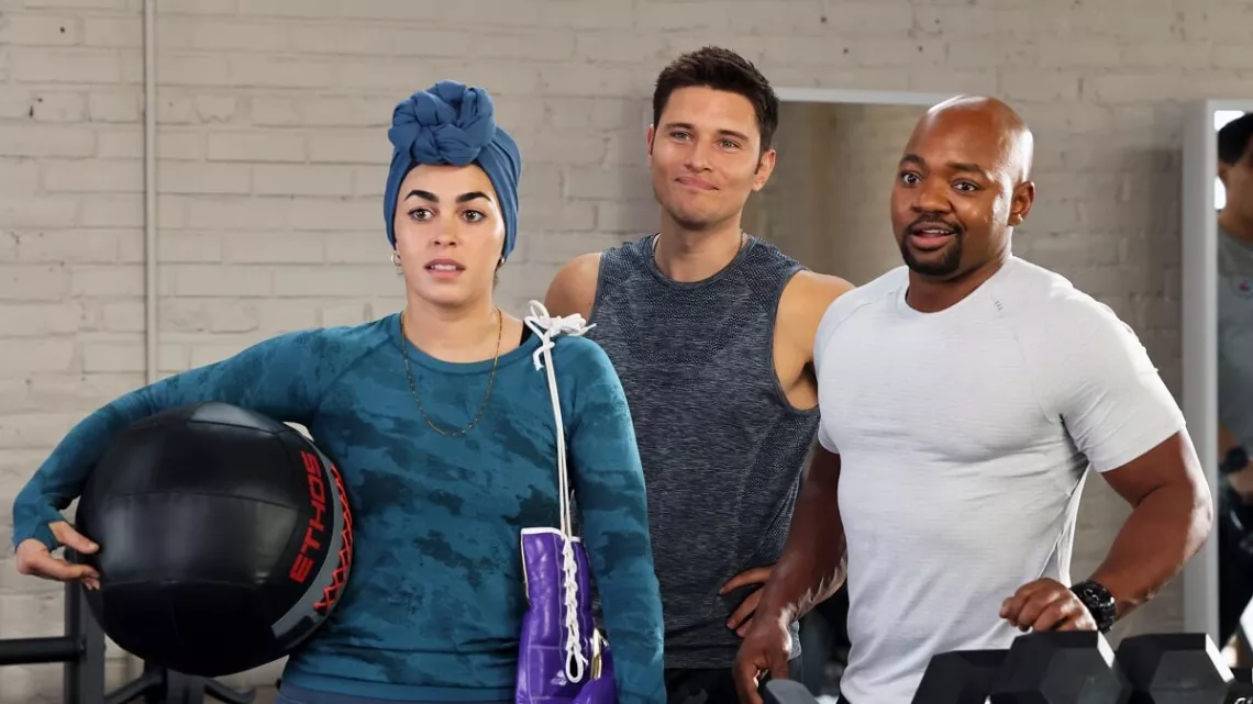 Copyright Fox Stars Brian Michael Smith, Natacha Karam, Ronen Rubinstein Serie 9-1-1 : Lone Star - Saison 2