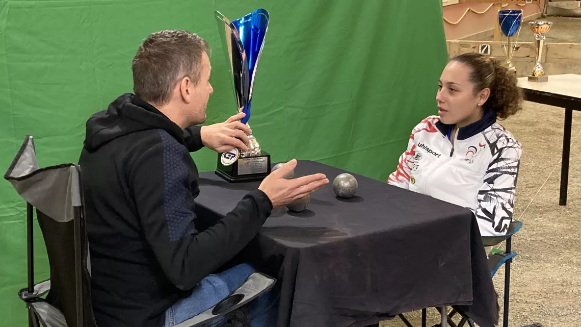 La tête à l'endroit spéciale pétanque