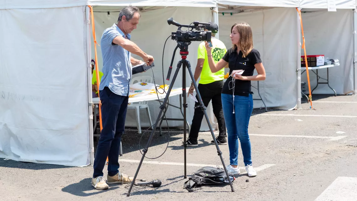 Grand raid 2024 #Direct @Reunionla1ere – Télé –radio – la1ere.fr   Une manifestation et un défi sportif hors du commun à vivre en direct sur Réunion la 1ère Du 17 au 18 octobre 2024, Réunion la 1ère va vibrer au rythme DE L’ENERGIE DU GRAND RAID Le rendez-vous incontournable des passionnés de l’Ultra-Trail et des amoureux de notre île. C’est le dépassement de soi qui sublime ce sport à l’état brut !   Pour assurer une couverture optimale des 5 courses de cette 32ème édition, •	La Diagonale des Fous, 175 km 
