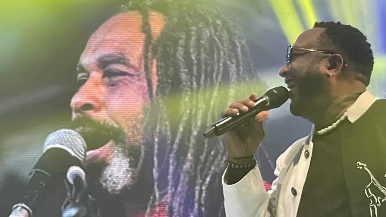 Concert Eia Kassav' : Jean-Claude Naimro