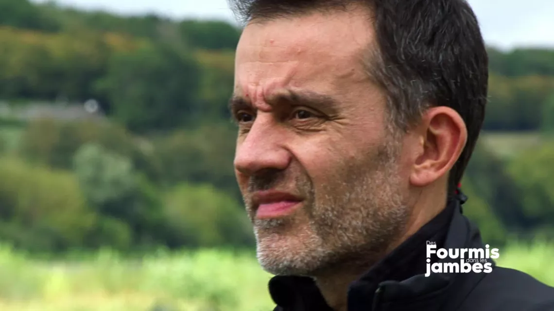 Centre-Val de Loire : Cyril Hue "Des fourmis et des jambes"