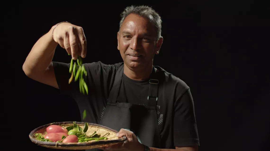 Astèr Chefs by Épicurien à Table est de retour pour une 3ème saison sur Réunion la 1ère!  Votre rendez-vous culinaire quotidien fait peau neuve et vous propose de suivre à tour de rôle des duos de Chefs Péi.