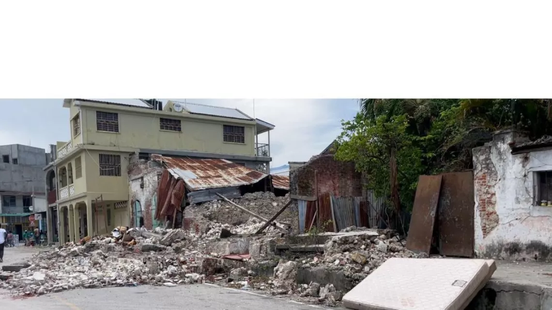 Caraïbes, le mensuel : Séisme dans la ville des Cayes en Haïti