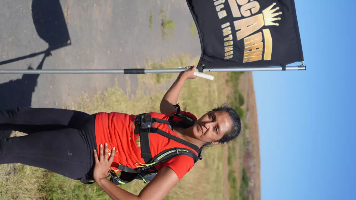 MASCARENA, L’ILE INTENSE Le 1er jeu d’aventure 100% réunionnais 3 candidats, 1 gagnant 1 objectif, venir en aide à des associations caritatives  1 décor naturel, l’Ile Intense  Chaque émission se déroulera dans une commune différente de l’île, emmenée par le Game Master, Tony Boyer