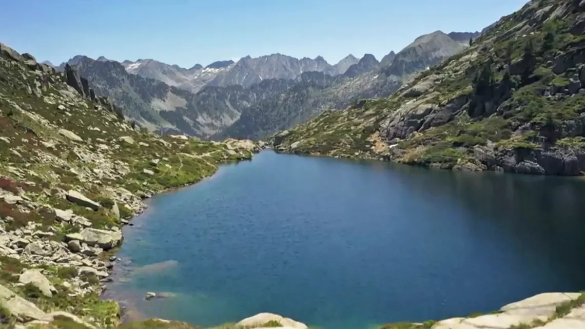lac pyrénées