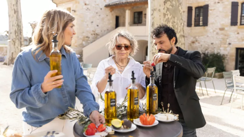 Willy vient déjeuner chez à Pouzilhac dans le Gard