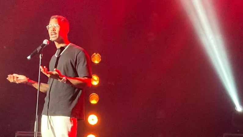 Mad Gwa Ya Comedy Show à la Cigale : GSL (Gilles Saint-Louis)