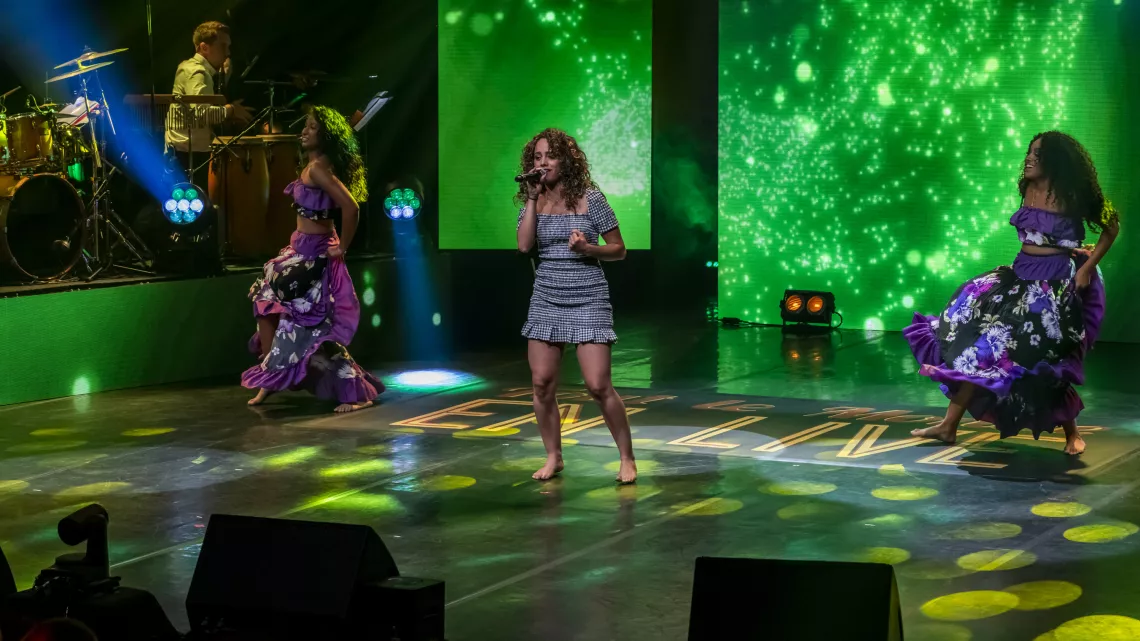 Tout Le Monde en Live 2021 – Un réveillon en chansons sur Réunion la 1ère – 120 minutes de bonheur !  ÉVÈNEMENT Divertissement - Vendredi 31 décembre 2021 à 19.50