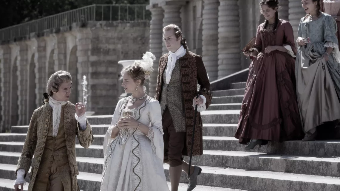 Thomas SOLIVERES (Voltaire), Loriane Karolina KLÜPSCH (LA REINE) 