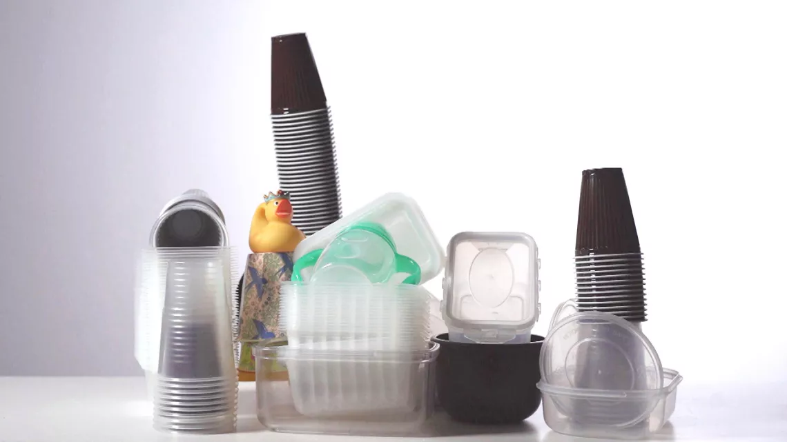 Enquête de santé - ces plastiques qui nous intoxiquent