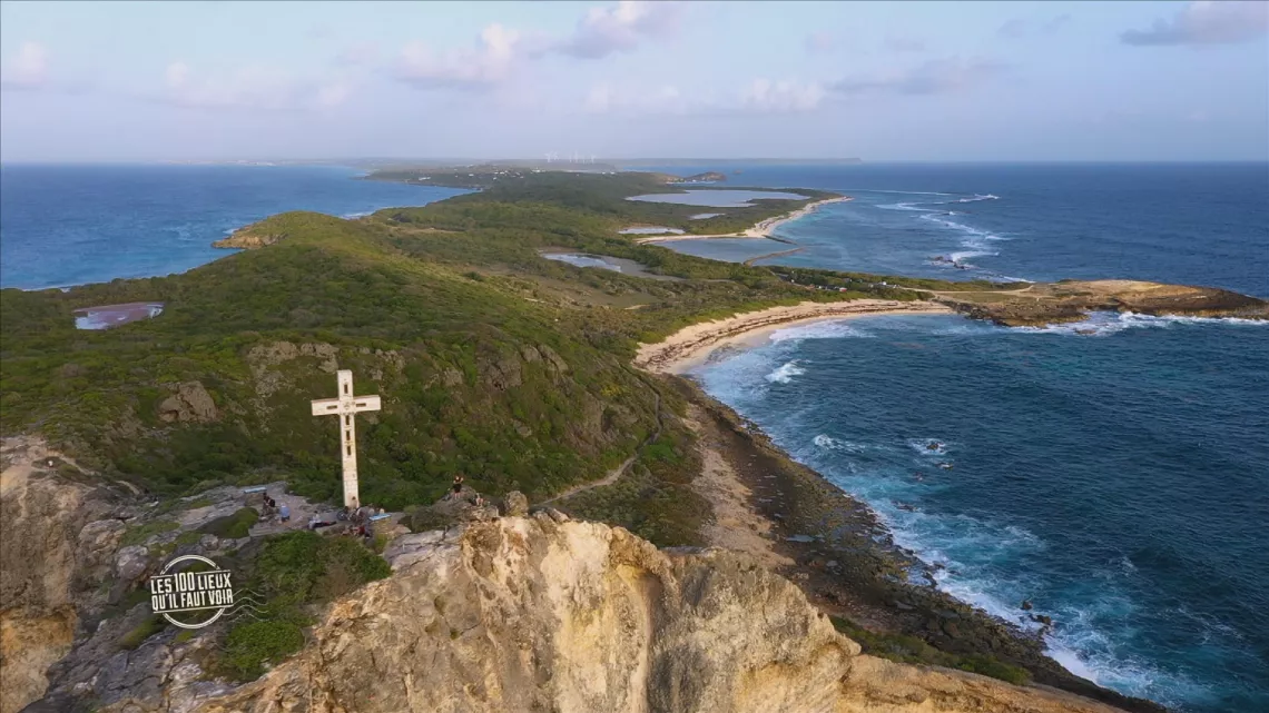 LA GUADELOUPE, DE LA SOUFRIERE A MARIE-GALANTE © Morgane production