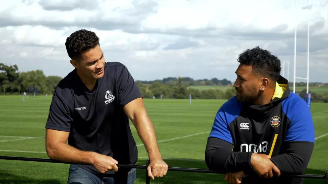 OCEAN APART, AVIDITE TRAHISON ET RUGBY DU PACIFIQUE