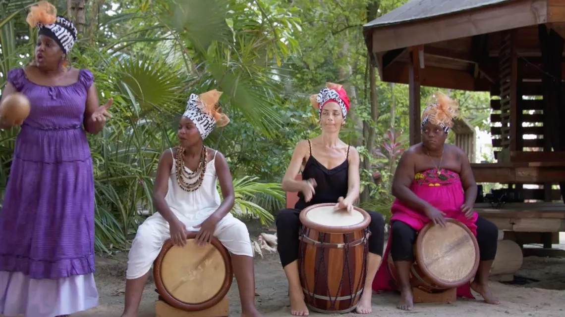 LA DANSE DES TAMBOURS