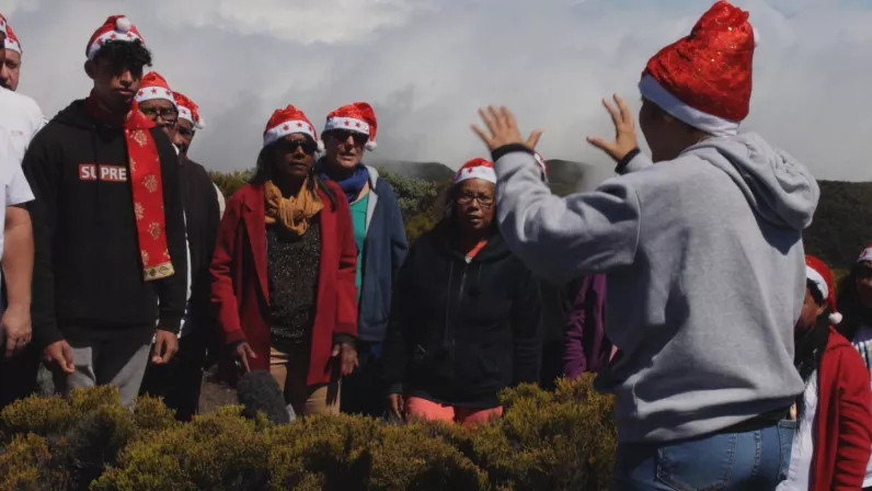 LA REUNION EN PLEIN CHOEUR