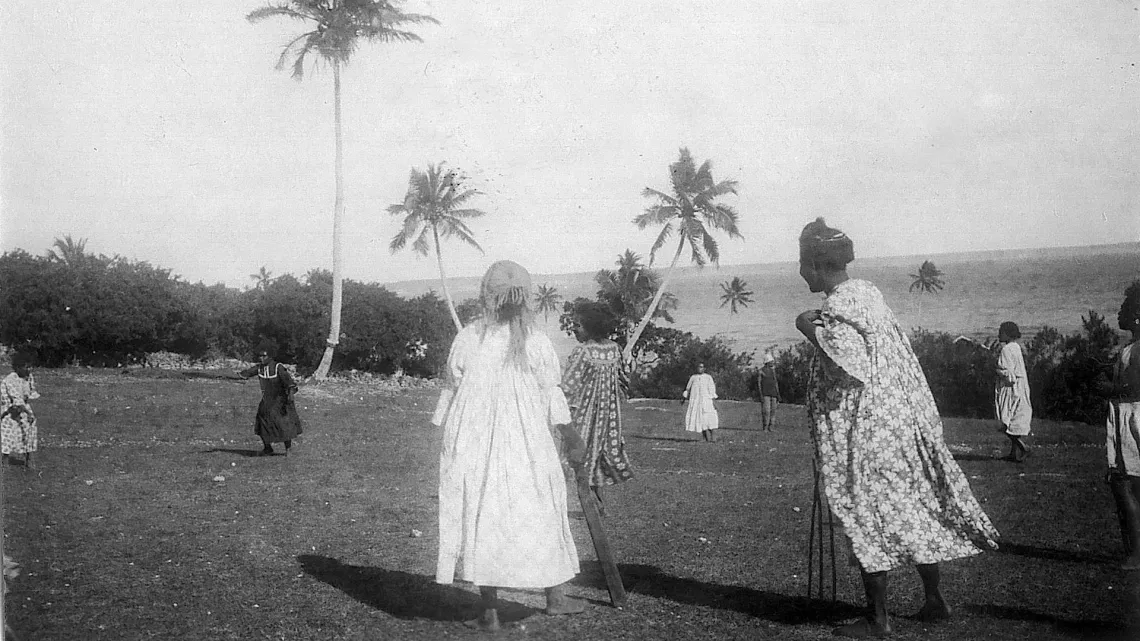 VOS PHOTOS, NOTRE HISTOIRE / Nouvelle Calédonie - Celle qui s’est réappropriée la robe mission