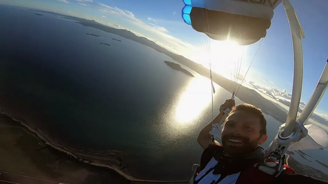 Les voltigeurs du lagon