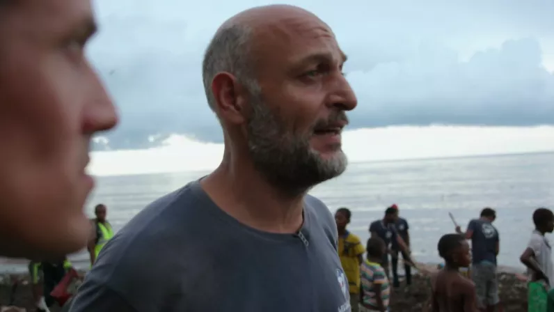 Les voltigeurs du lagon