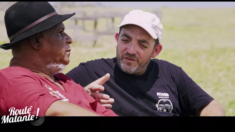 Réunion la 1ère en compagnie de Arno Bazin vous propose de sillonner les routes de La Réunion à la rencontre des piliers de la musique locale.