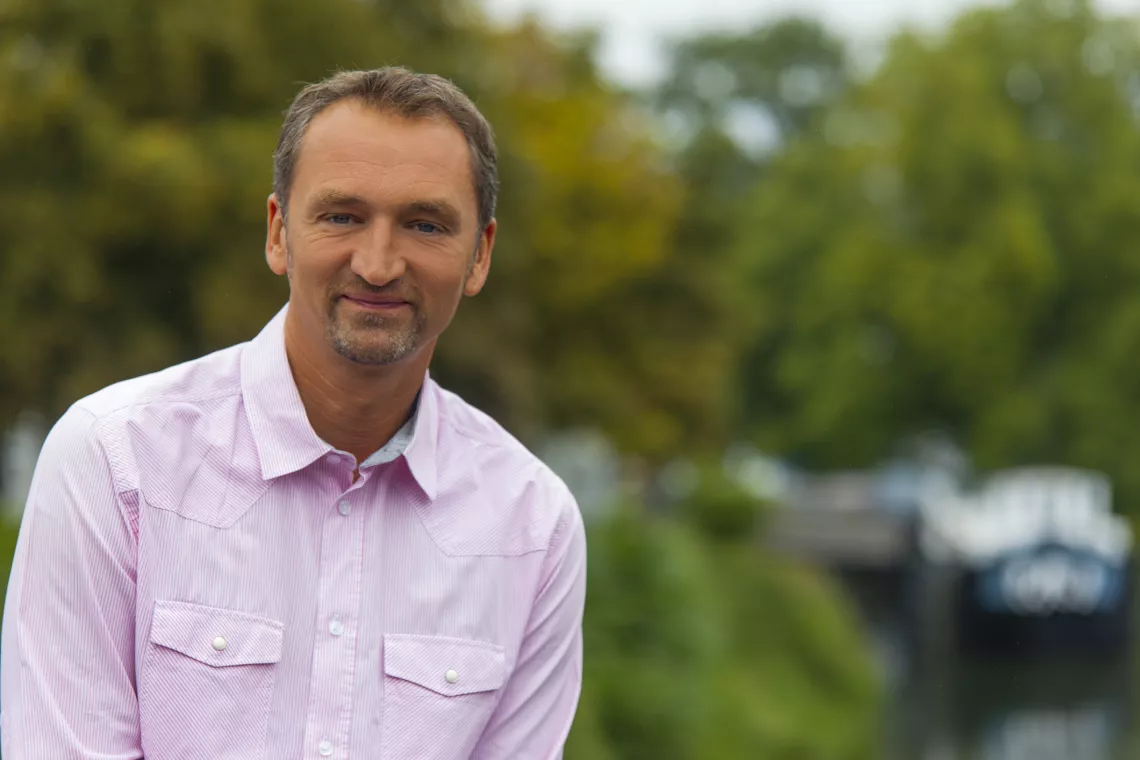Jean-Luc douchet Jean-Luc douchet