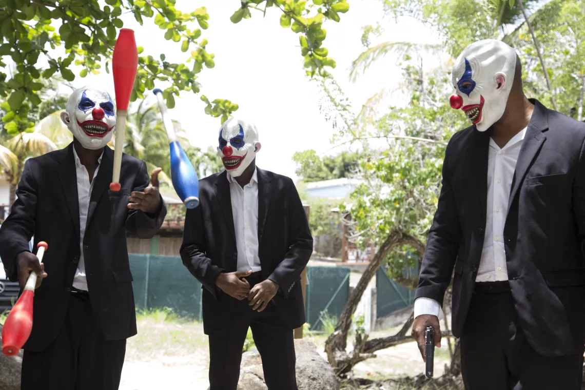 TROPIQUES CRIMINELS S01