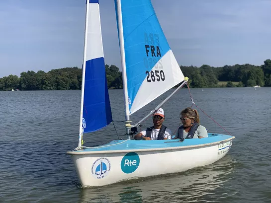 Envie dehors Eidre Julie Hattu