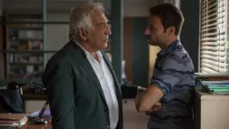 Elephant Story / Angela Rossi - Gérard Darmon et Maini Nathanaël Gérard Darmon et Maini Nathanaël dans la série Duel au soleil, saison 2