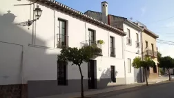 © A Prime Group UNE MAISON UN ARTISTE