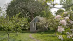 © A Prime Group UNE MAISON UN ARTISTE