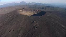 ©Ecransdumonde DES VOLCANS ET DES ILES S02