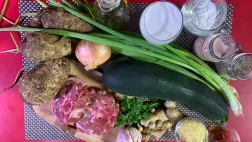 Les ingrédients pour le Parmentier d'agneau aux courgettes et tarua - Saison 3 - #4 Les ingrédients pour le Parmentier d'agneau aux courgettes et tarua - Saison 3 - #4