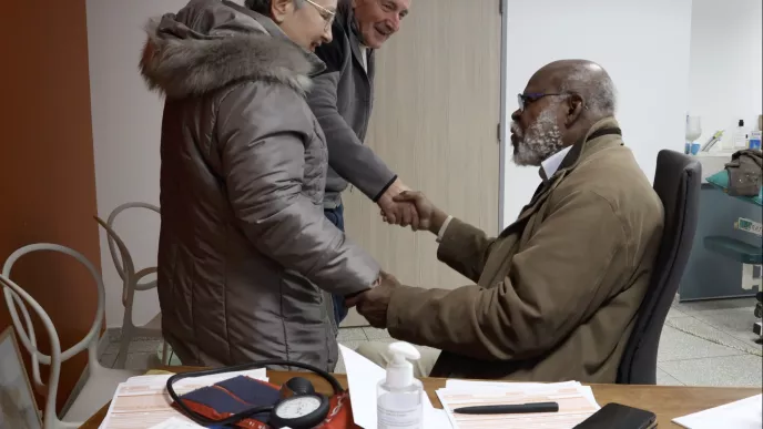 Faut y, faut y ou les 4 saisons du docteur Akiyo