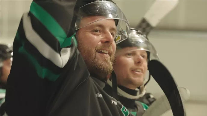 Hockey sur glace, le match d'une île