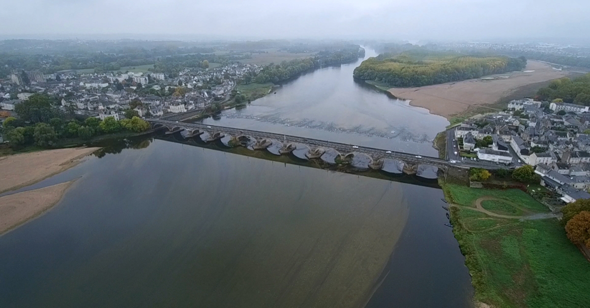 Les Lavandieres Les Ponts De Ce