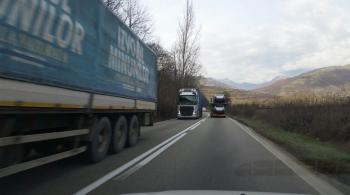Les routiers perdent des heures pour traverser les Carpathes © Ftv