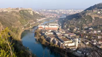 l'ancienne usine de la Rhodiacéta