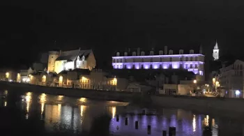 Laval de nuit