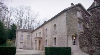 Façade maison Charles De Gaulle